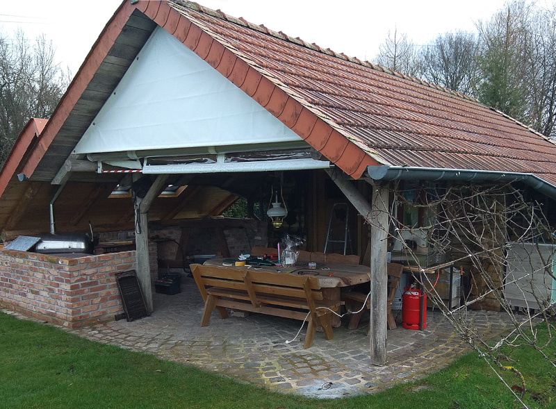 Flexiwand geöffnet: Nutzen Sie Ihre Terrasse bei schönem Wetter wie gewohnt.