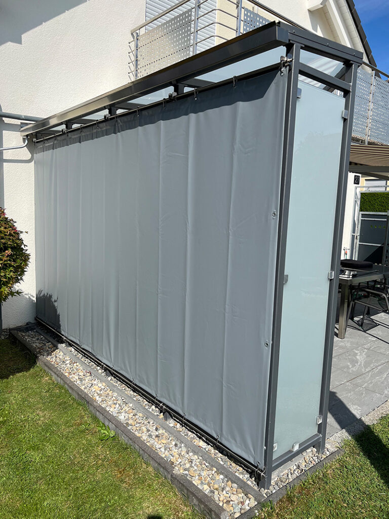 Terrassensichtschutz aus PVC