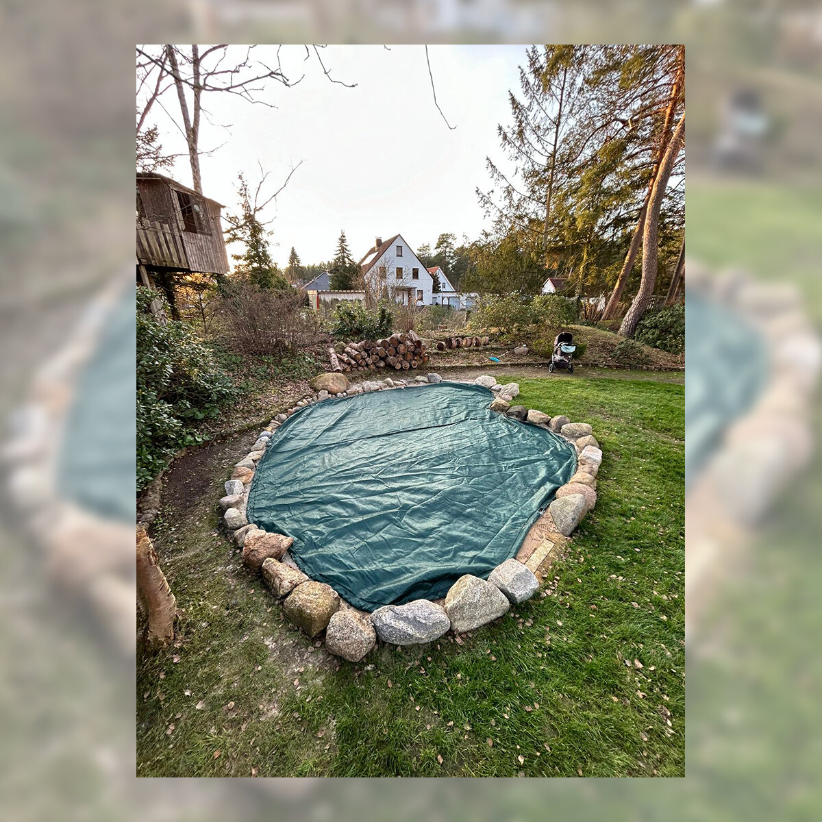 Sandkastenabdeckung 200 g/m² mit Kette als Sonderform